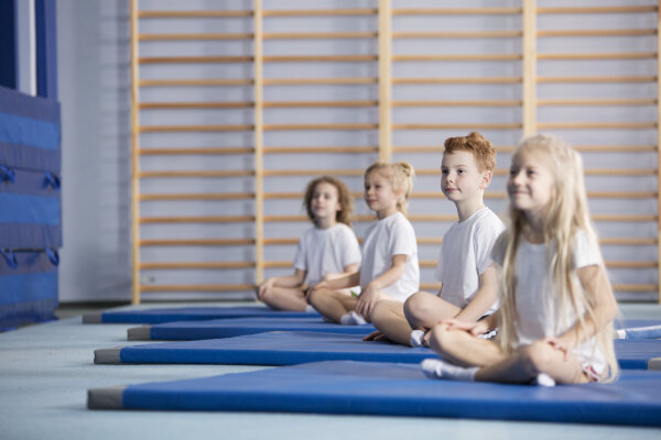 Die Bandschis kommen: mit Spaß zur starken Wirbelsäule - Rückenschule für Kinder