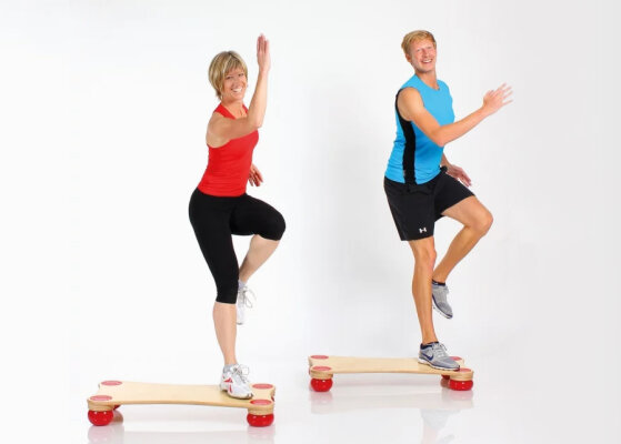 Step by Step – Faszination Step-Aerobic - Step-Aerobic: Wurzeln, Risiken, Belastungssteuerung